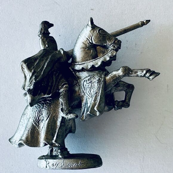 Perth Pewter Knight Mounted w/Lance, Sword #AC39 signed Ray Lamb 1985 Vintage - Picture 13 of 14